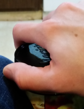 Easiest Way to Open a Jar One Handed